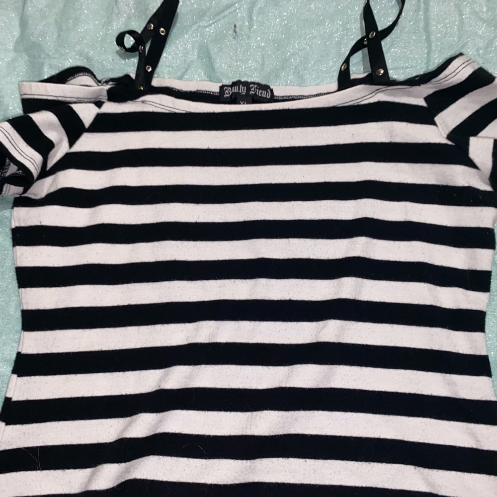 Black and white sexy off the shoulder crop top vintage Gothic 90s